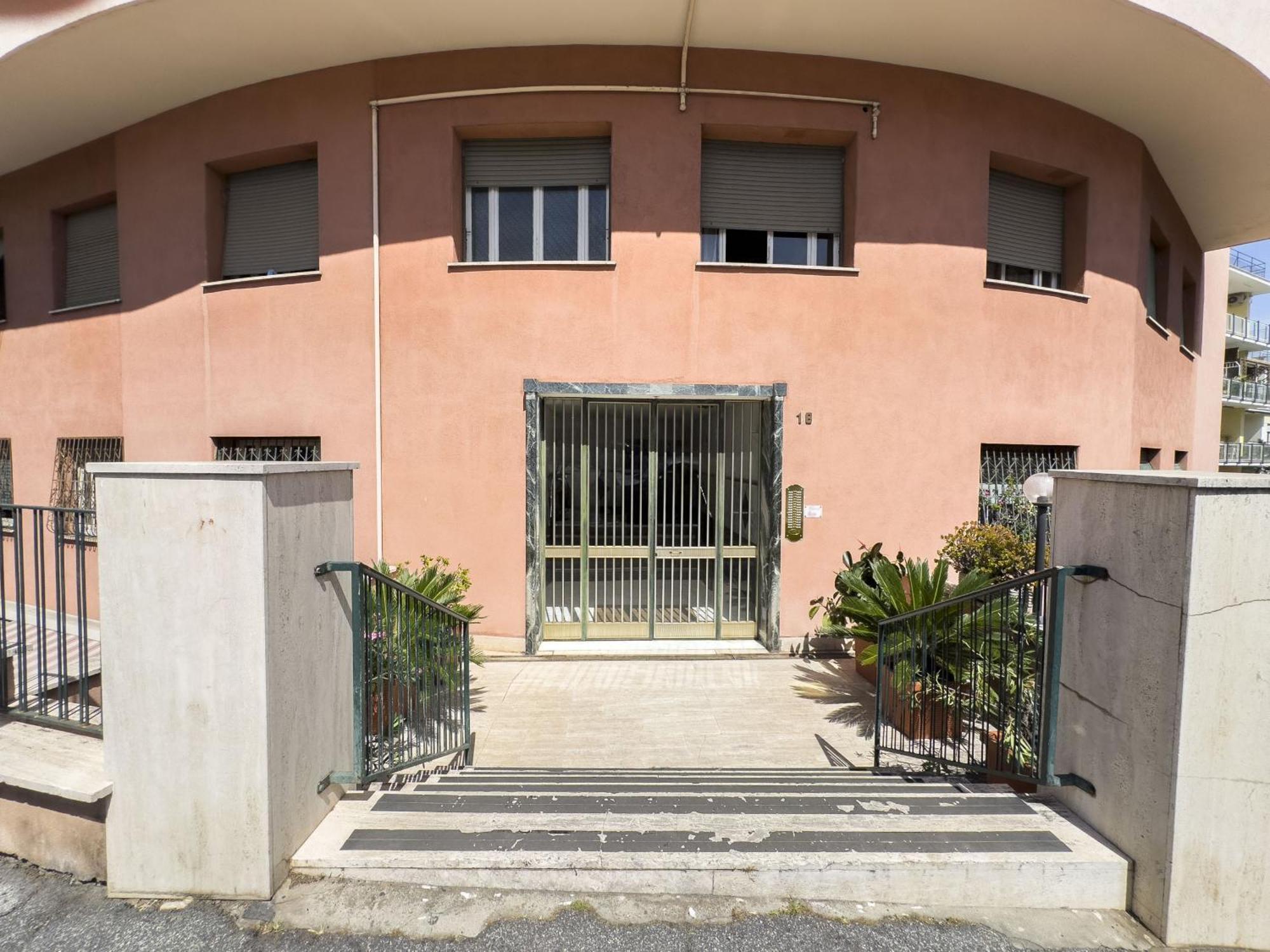 Apartamento Lightsome And Large Family