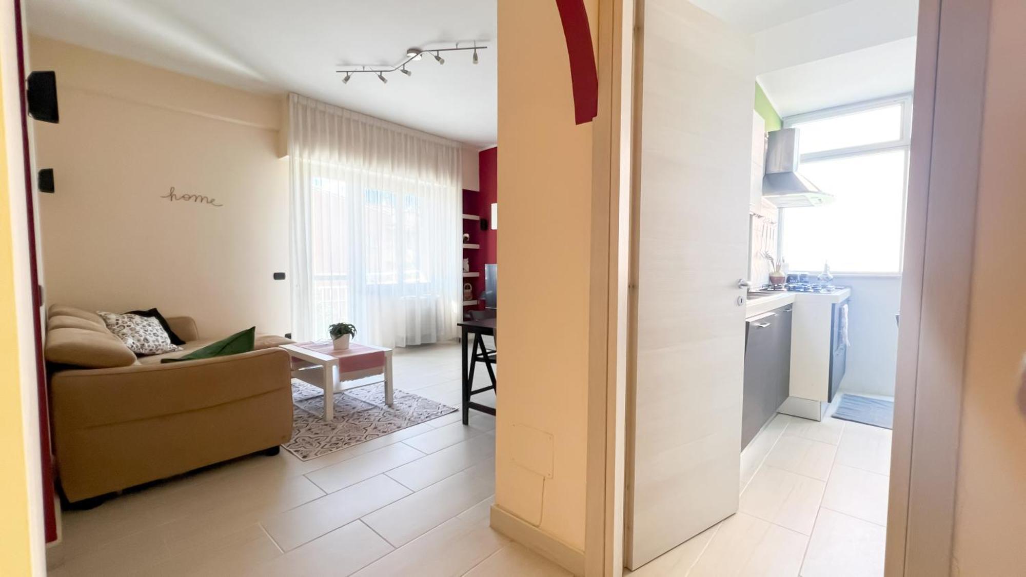Apartment Grimhouse, Nuovo Trilocale In Lucio Sestio *