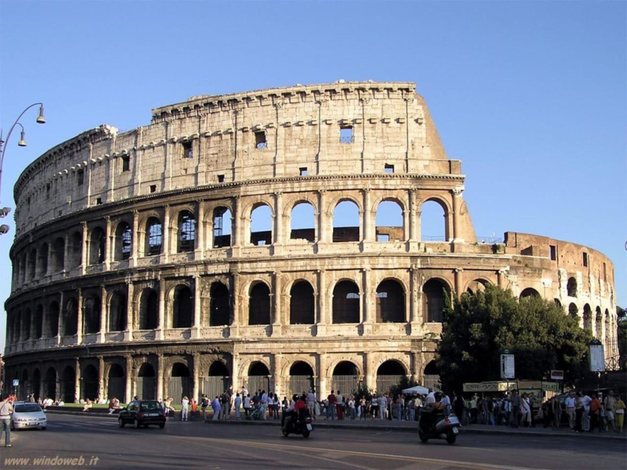 Lovely Near Colosseum * Roma