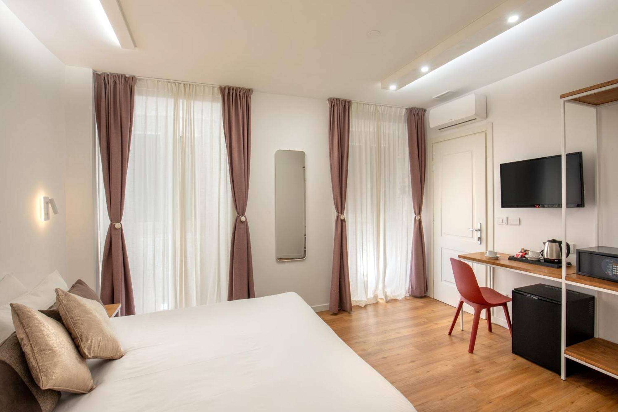 Ciao Hotell *