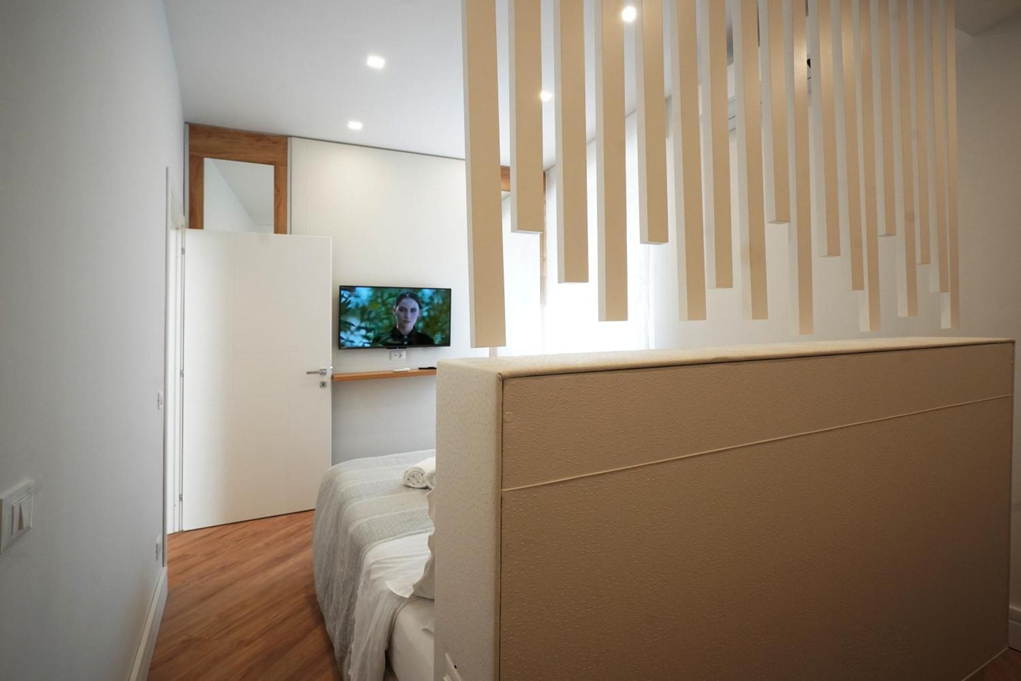 Peaceful 2 Bedrooms With Patio, Near Metro A Apartamento