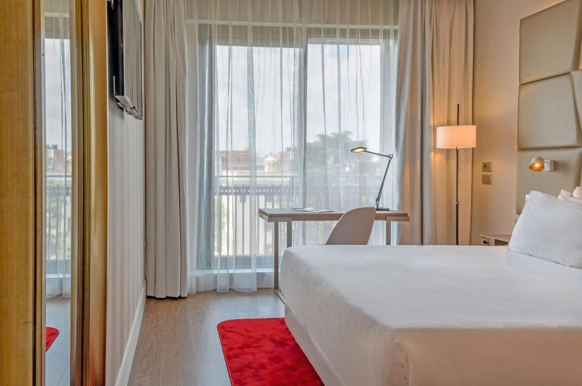 Hotell Nh Collection Centro 4*