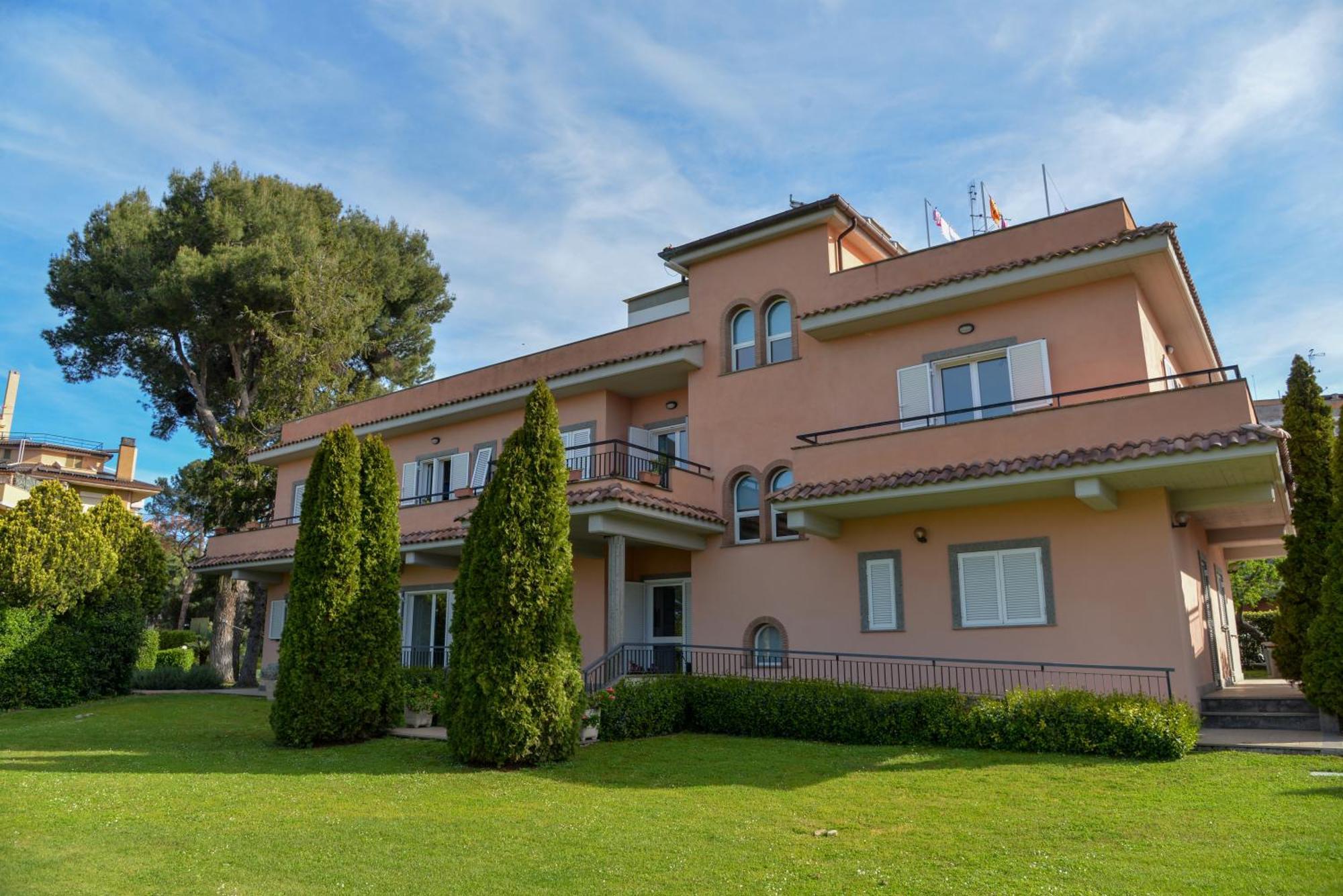 Il Romitello 4* Roma