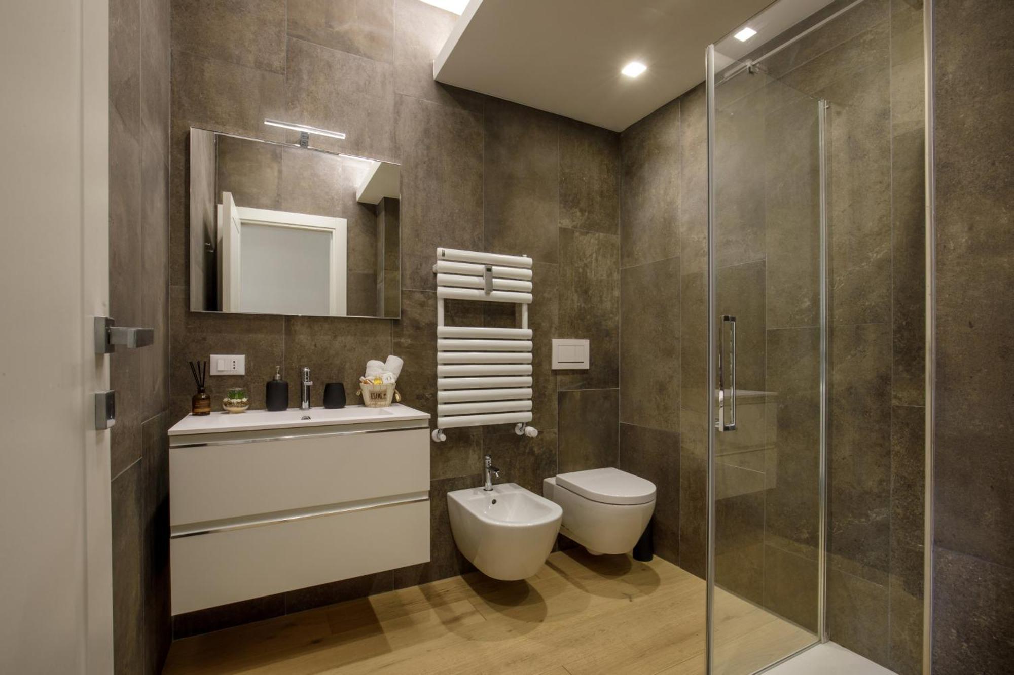 Pio Vatican Flat Roma
