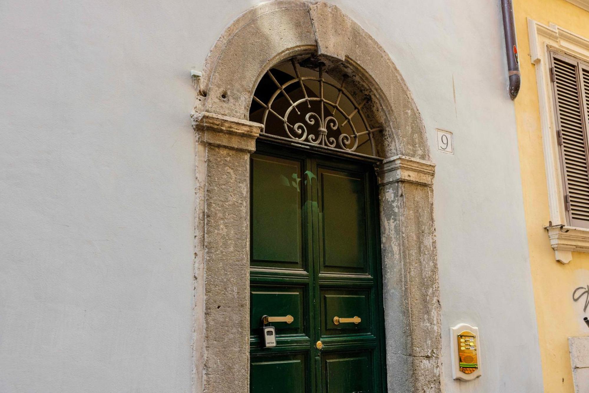 Trasteverehome - Giglio Piazza Farnese *