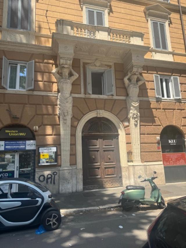 La Di Leon * Roma