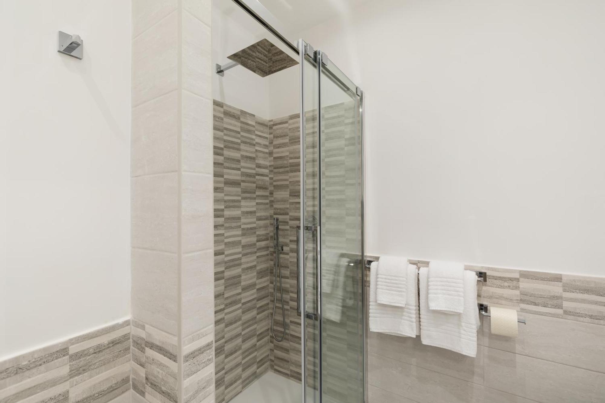 Affittacamere Clodio Welcome - 5 Arredate Con Bagno Interno - Zona Comune - Condizionatori - *