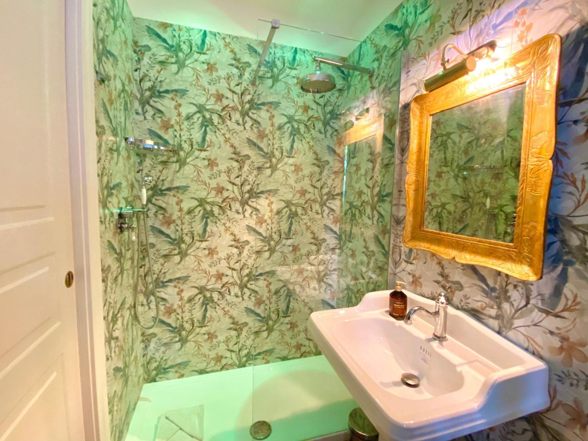 Queen Of Luxury Gasthof Rom