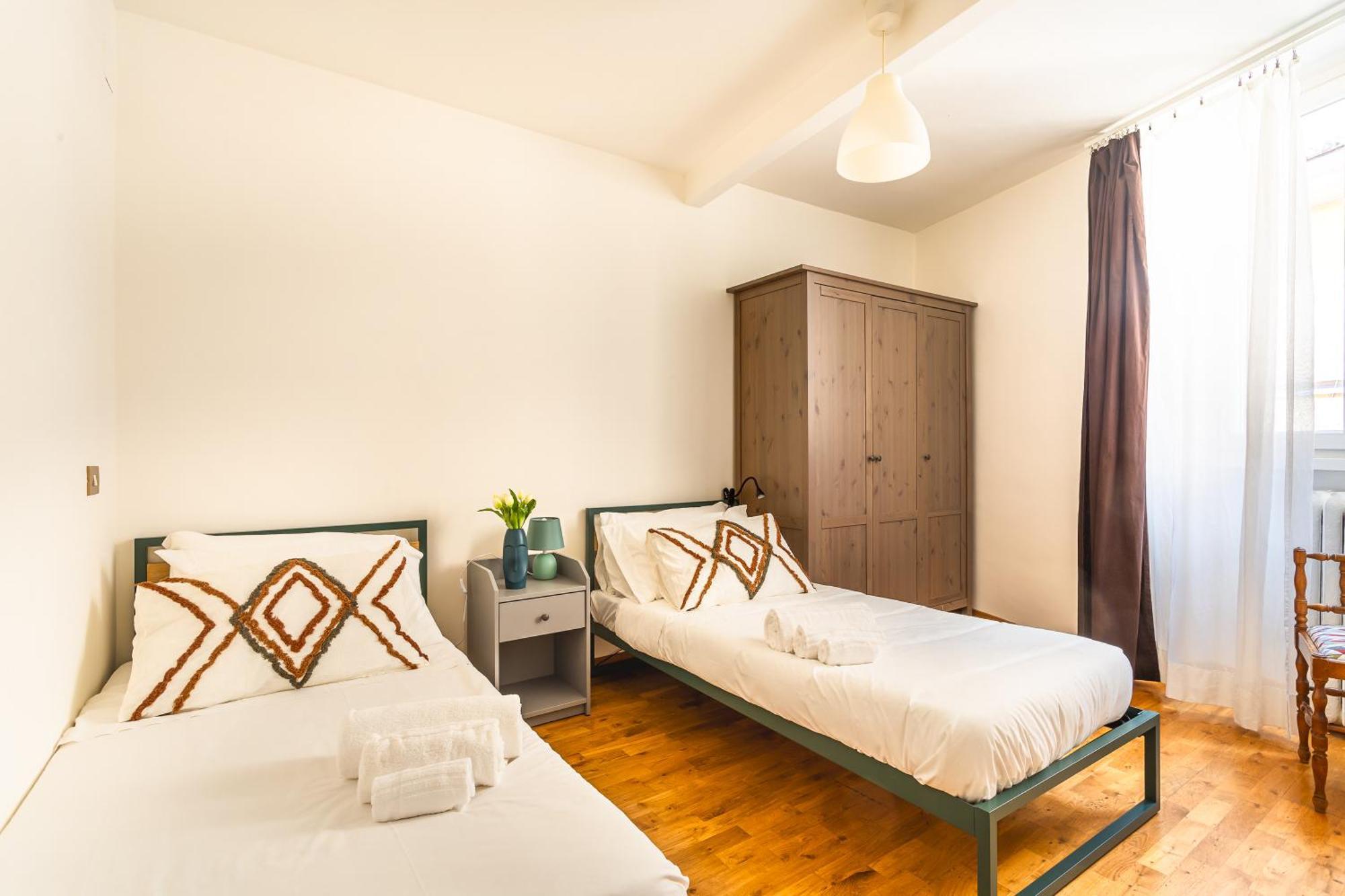 Iflat Lovely 2 Bedroom In Rione Monti Appartamento Roma