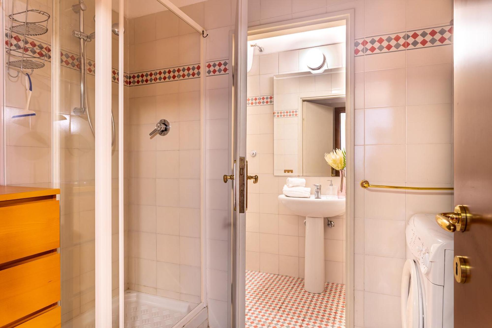 Appartamento Iflat Lovely 2 Bedroom In Rione Monti *