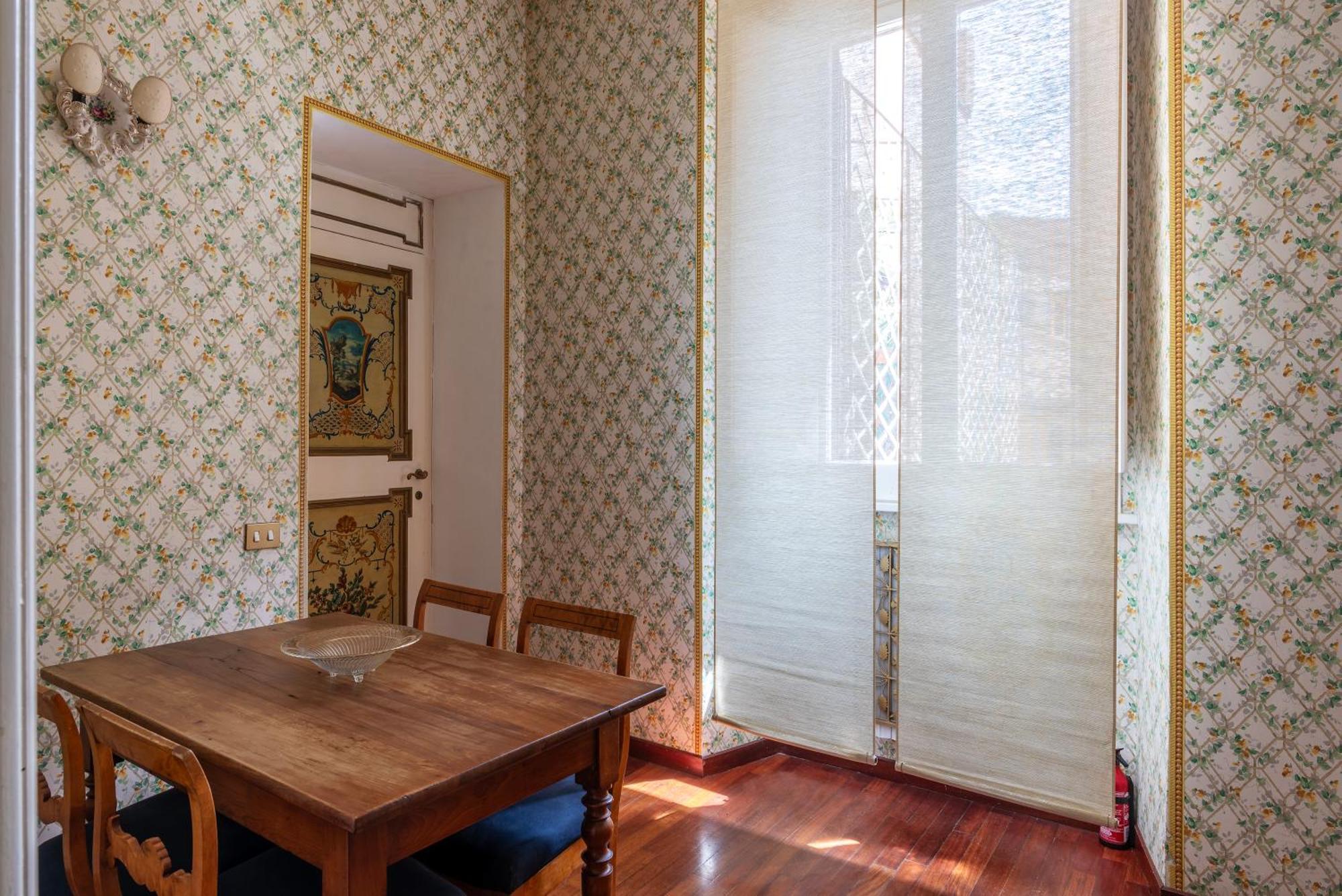 The Charming House - Pantheon Apartamento