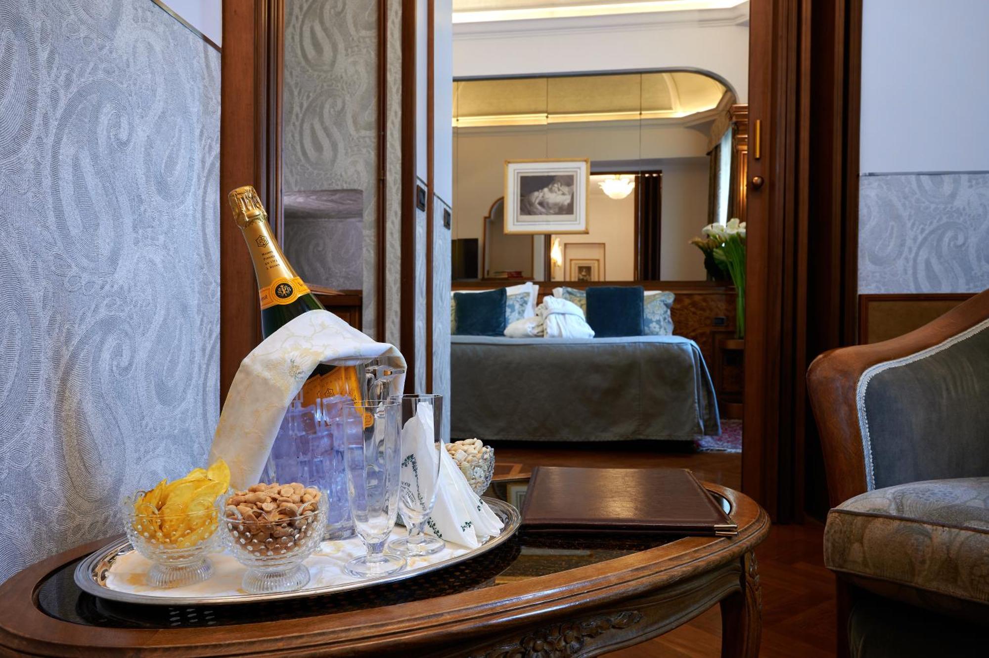 Farnese Hotell 4*
