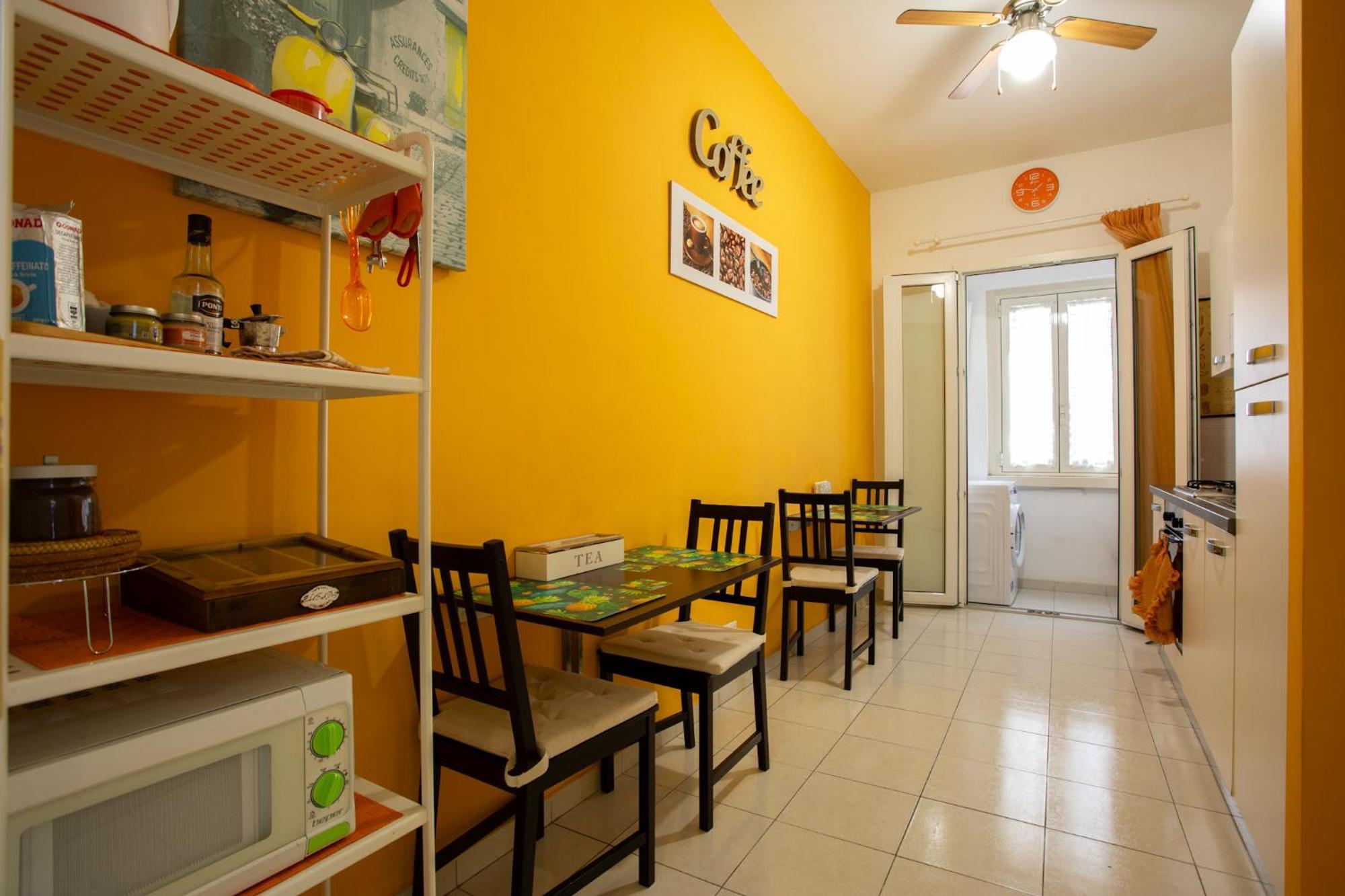 Vatican Station Bed & Breakfast 2*