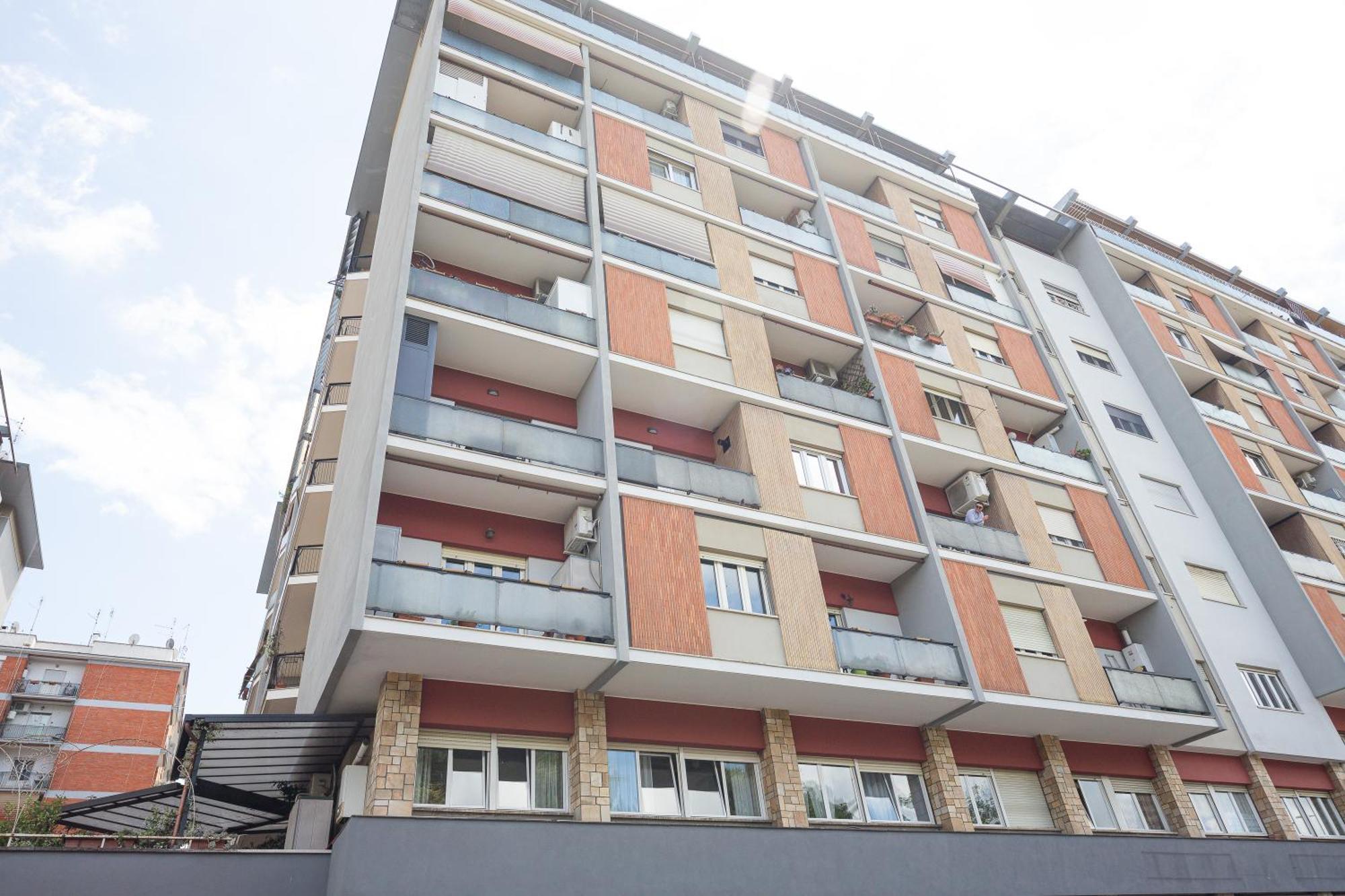Ges House * Roma