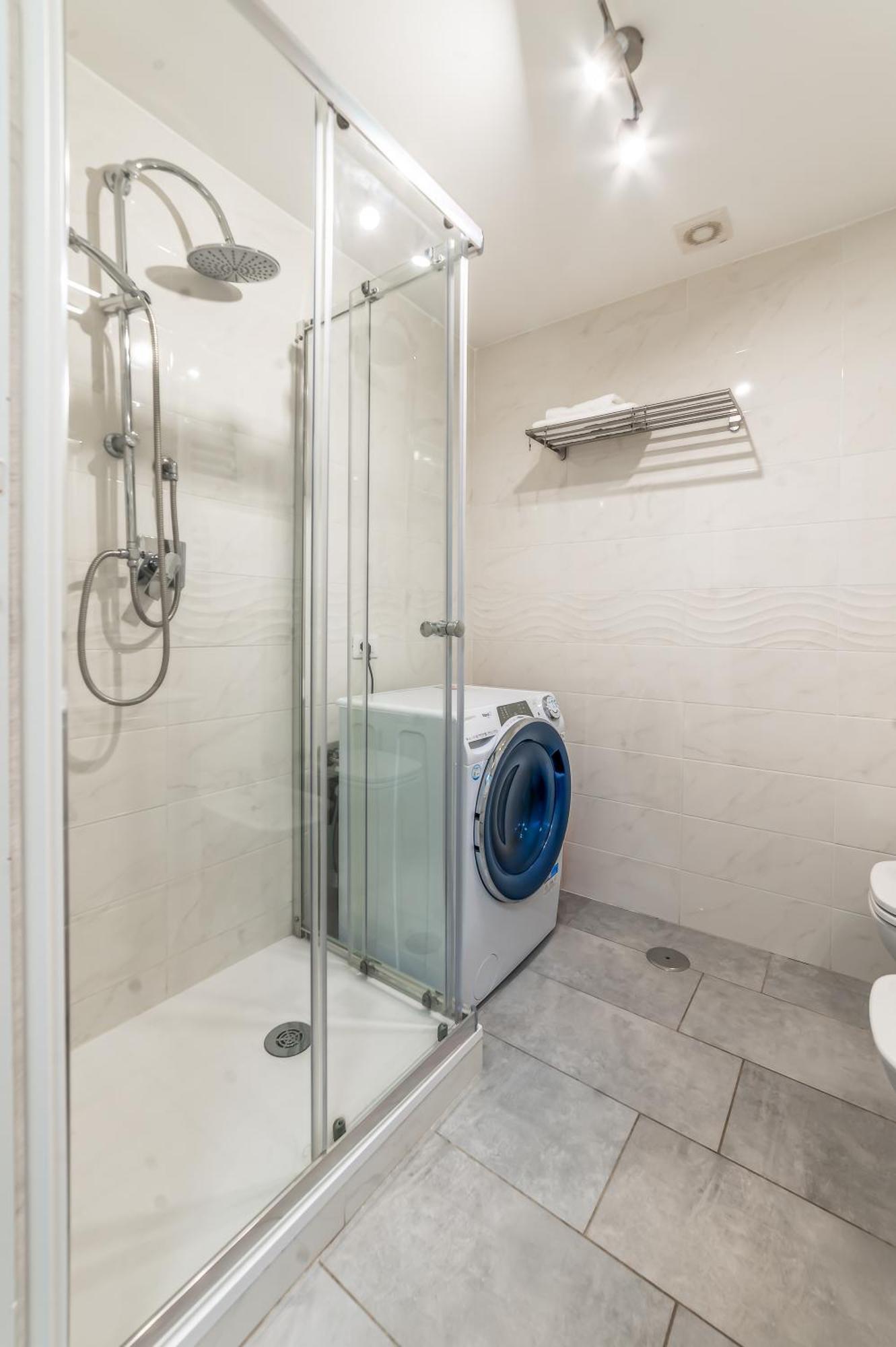 Apartment Stylish And Close To Metro Rome