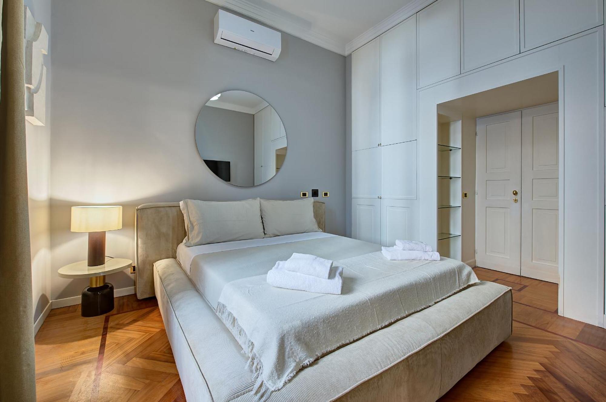 Irex Shining Near Colosseo Apartment Rom