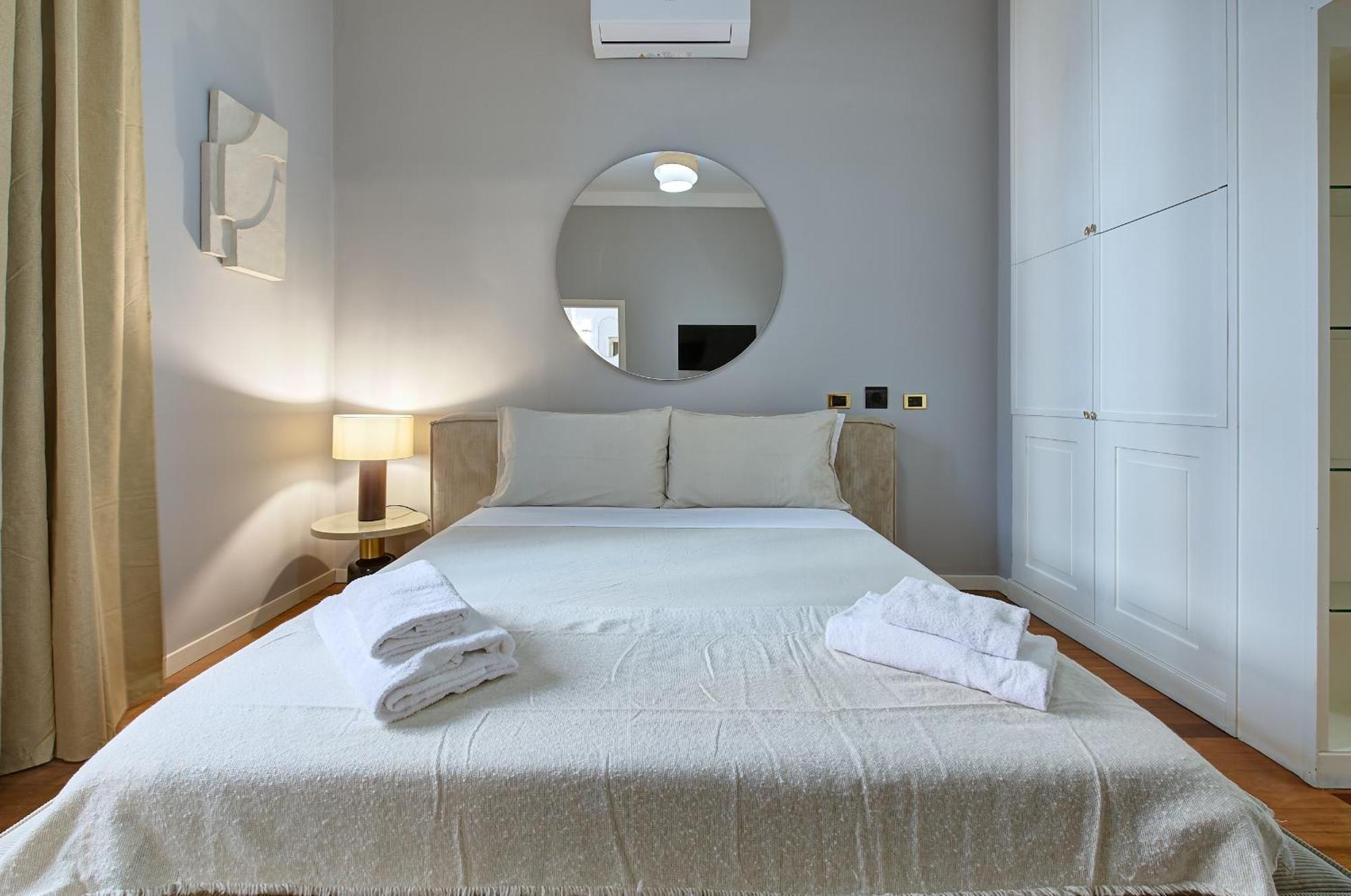 Irex Shining Near Colosseo Apartment Rom