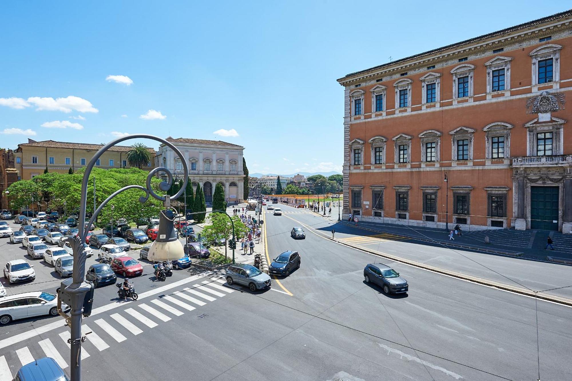 Apartment Irex Shining Near Colosseo *