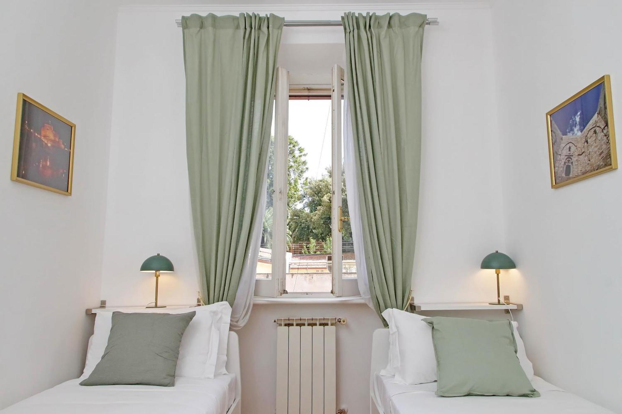 Apartamento Ych-comfortable 2 Bedrooms Flat Near Colosseum *