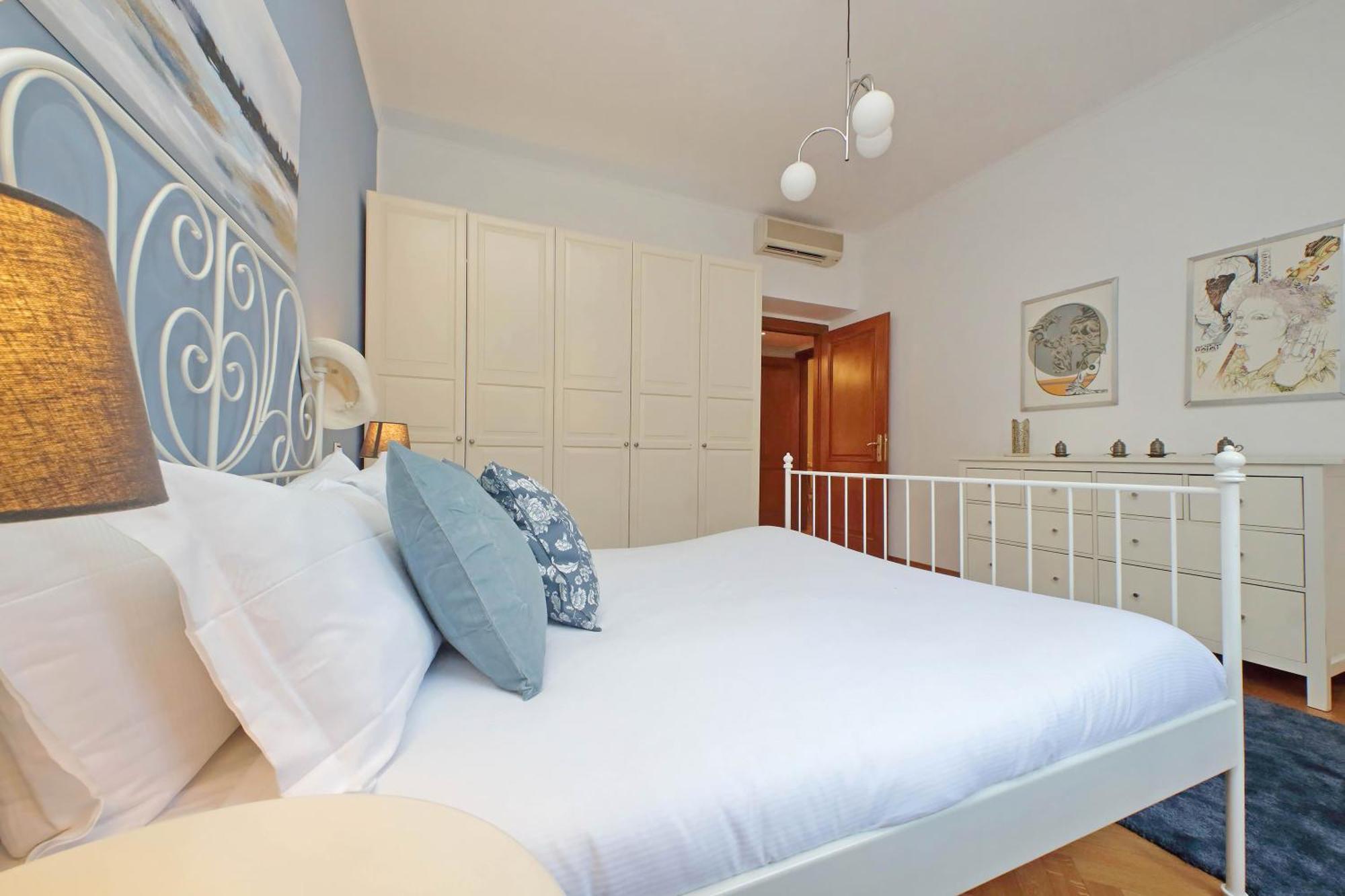 Apartamento Ych-comfortable 2 Bedrooms Flat Near Colosseum *