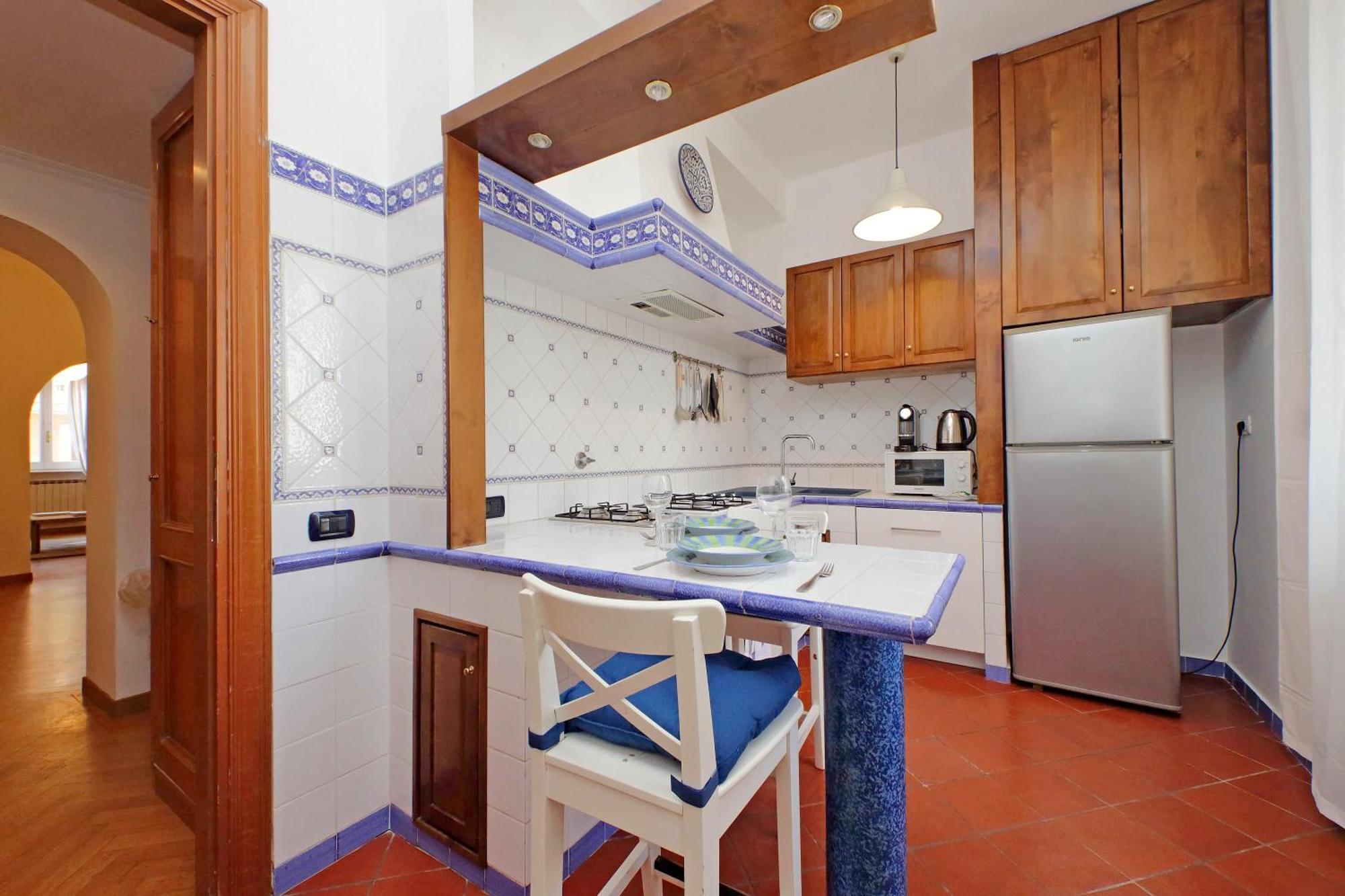 Ych-comfortable 2 Bedrooms Flat Near Colosseum Roma