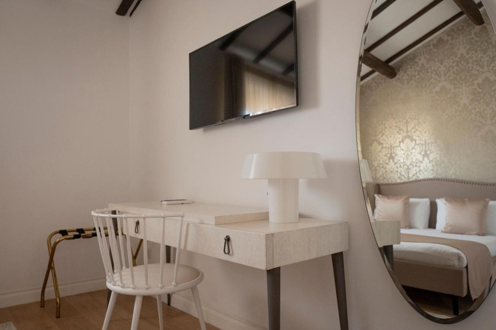 The Place Apartment Rom
