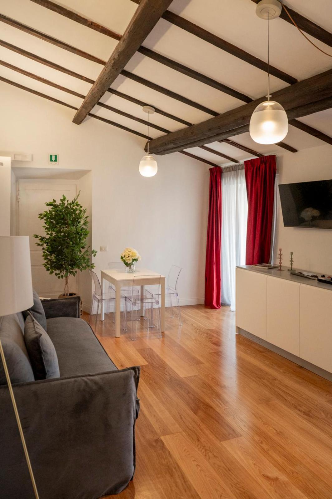 Apartment The Place Rom