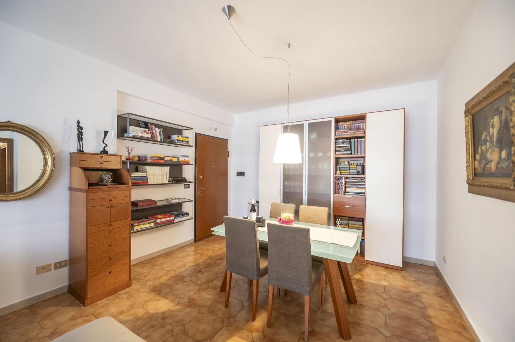 Appartamento Luminous 2br Family In Residential Area