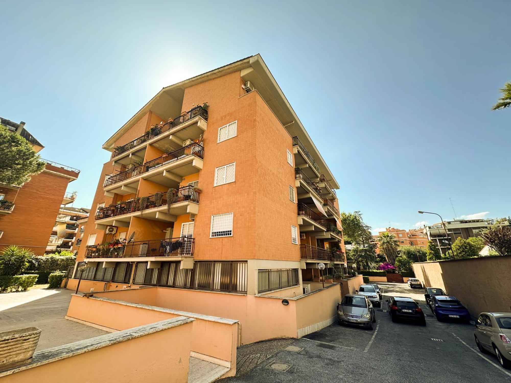 Luminous 2br Family In Residential Area Appartamento