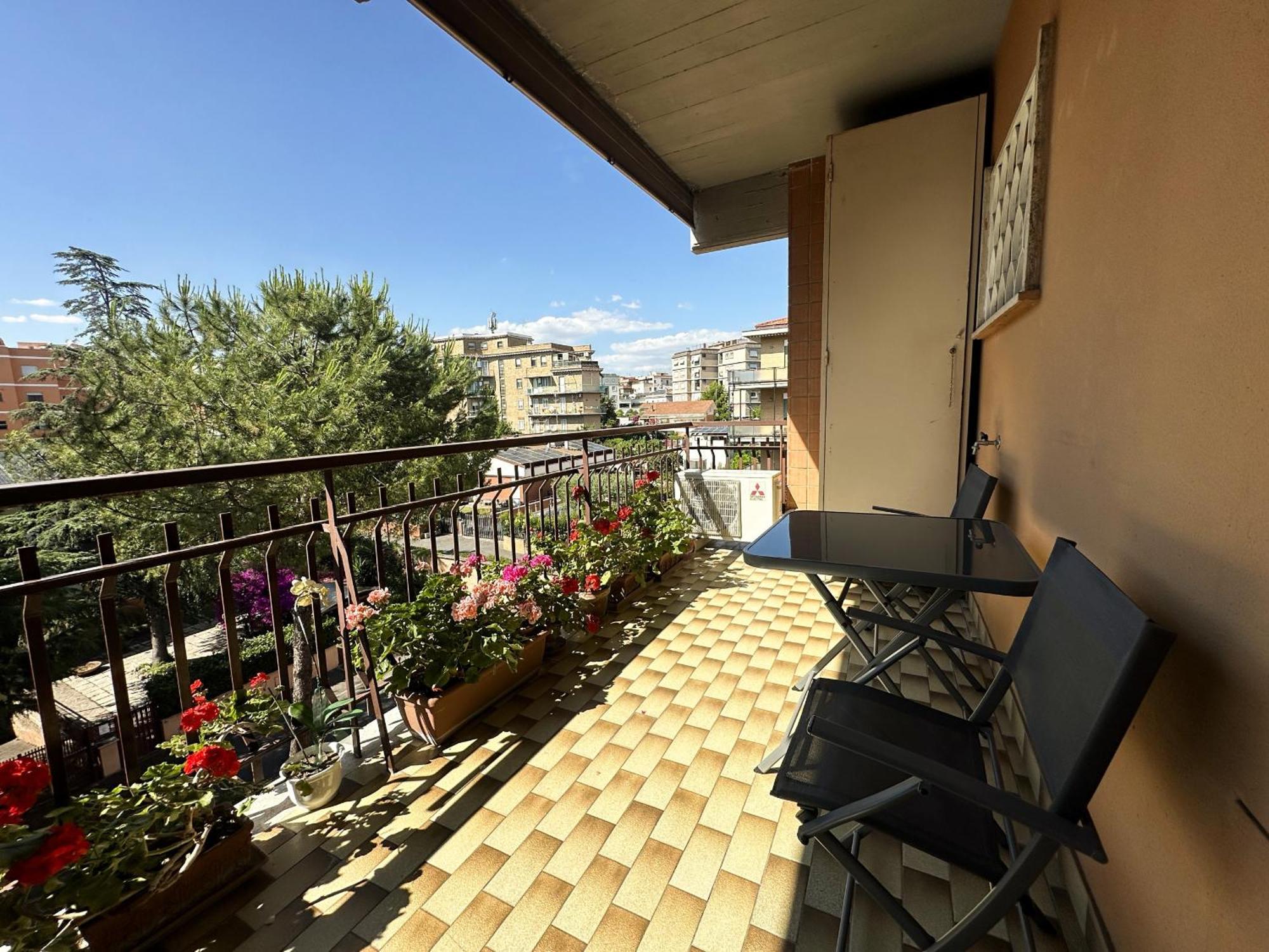 Luminous 2br Family In Residential Area * Roma