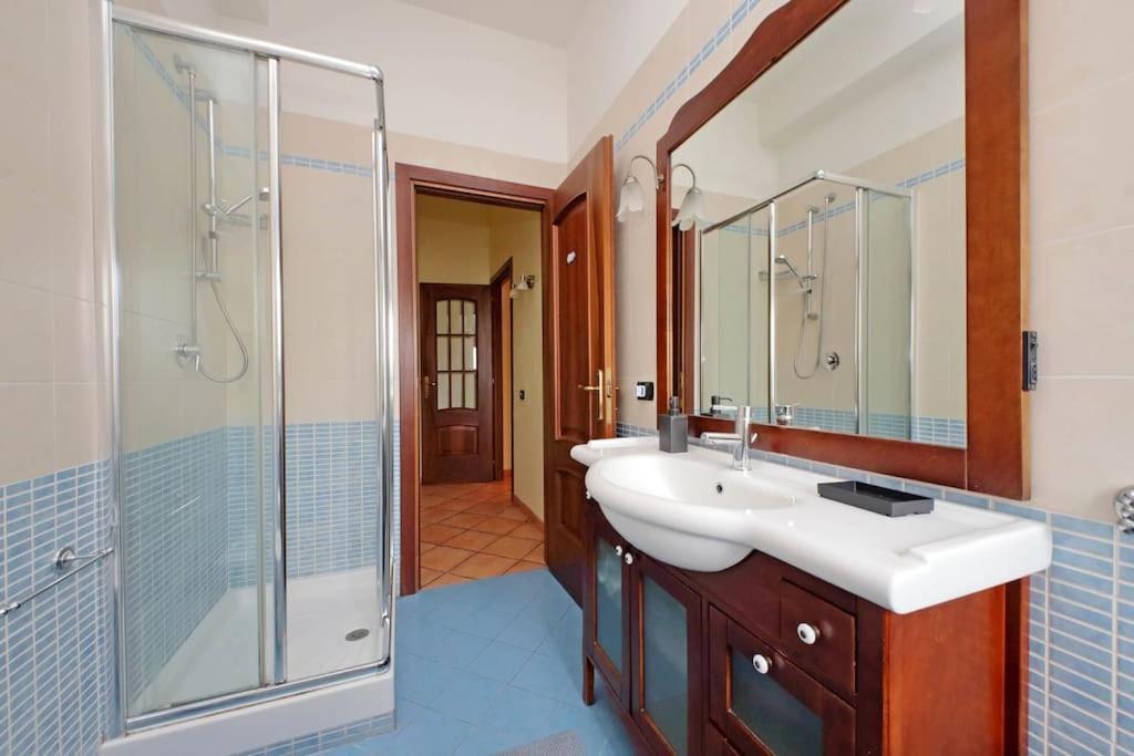 Aria Di Apartment