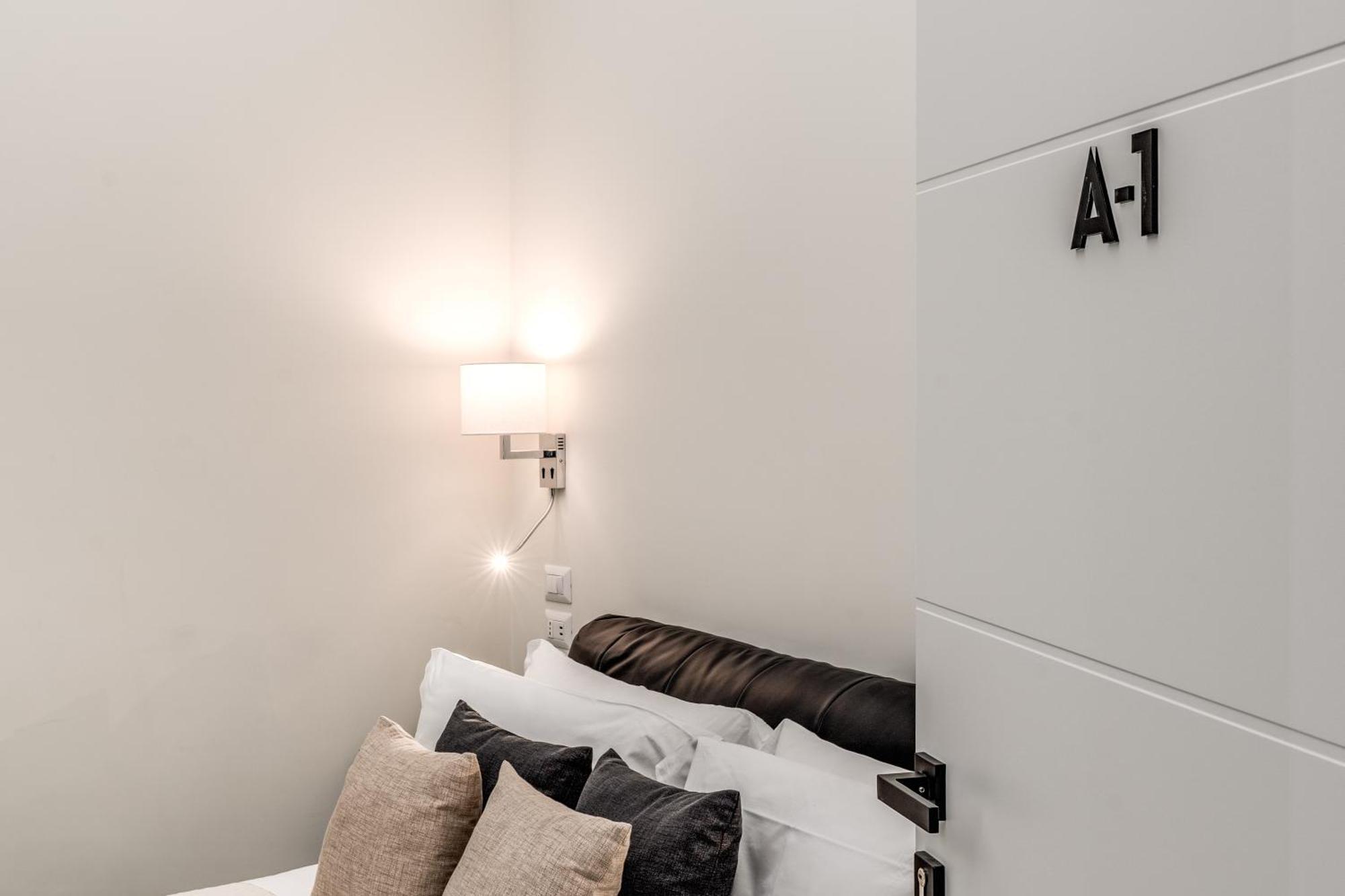 Adriana 5 Luxury Affittacamere Roma