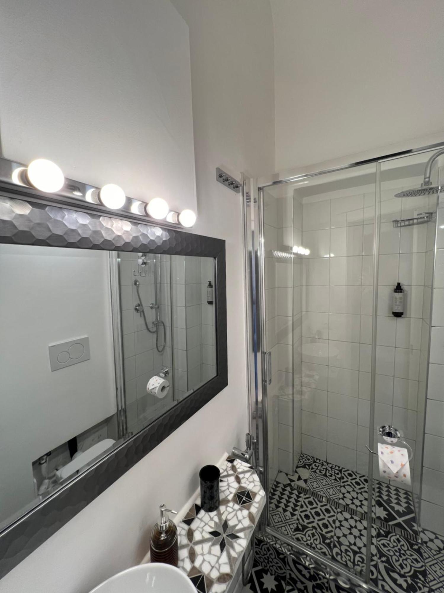 Luxury Anelli Center Of Apartment