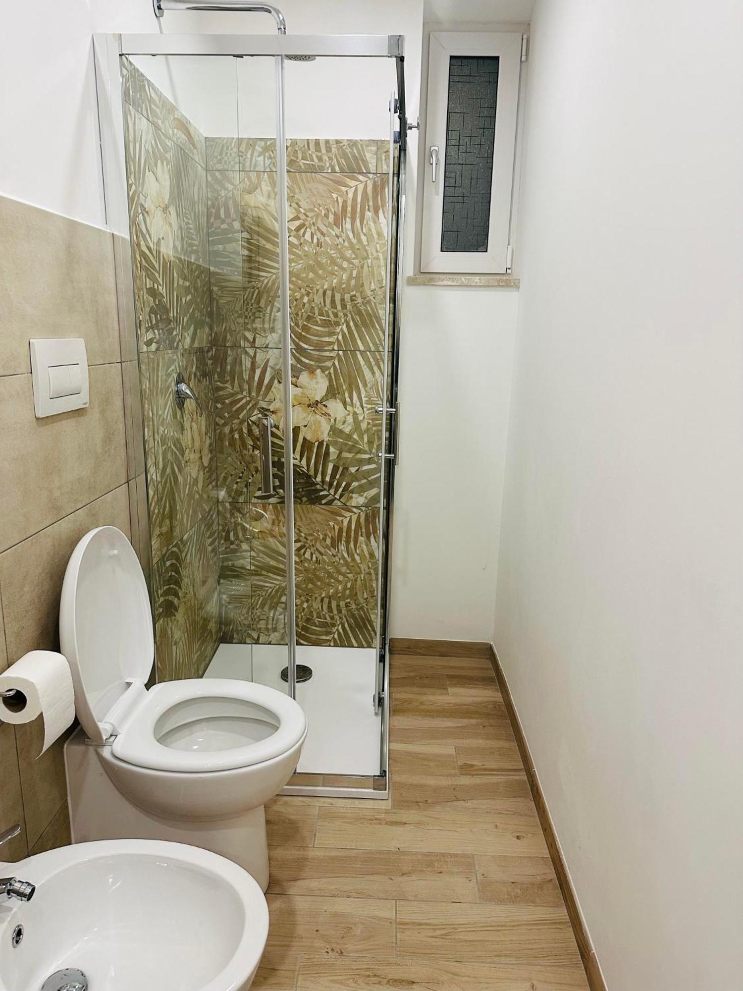La Casetta Di Max Apartment *