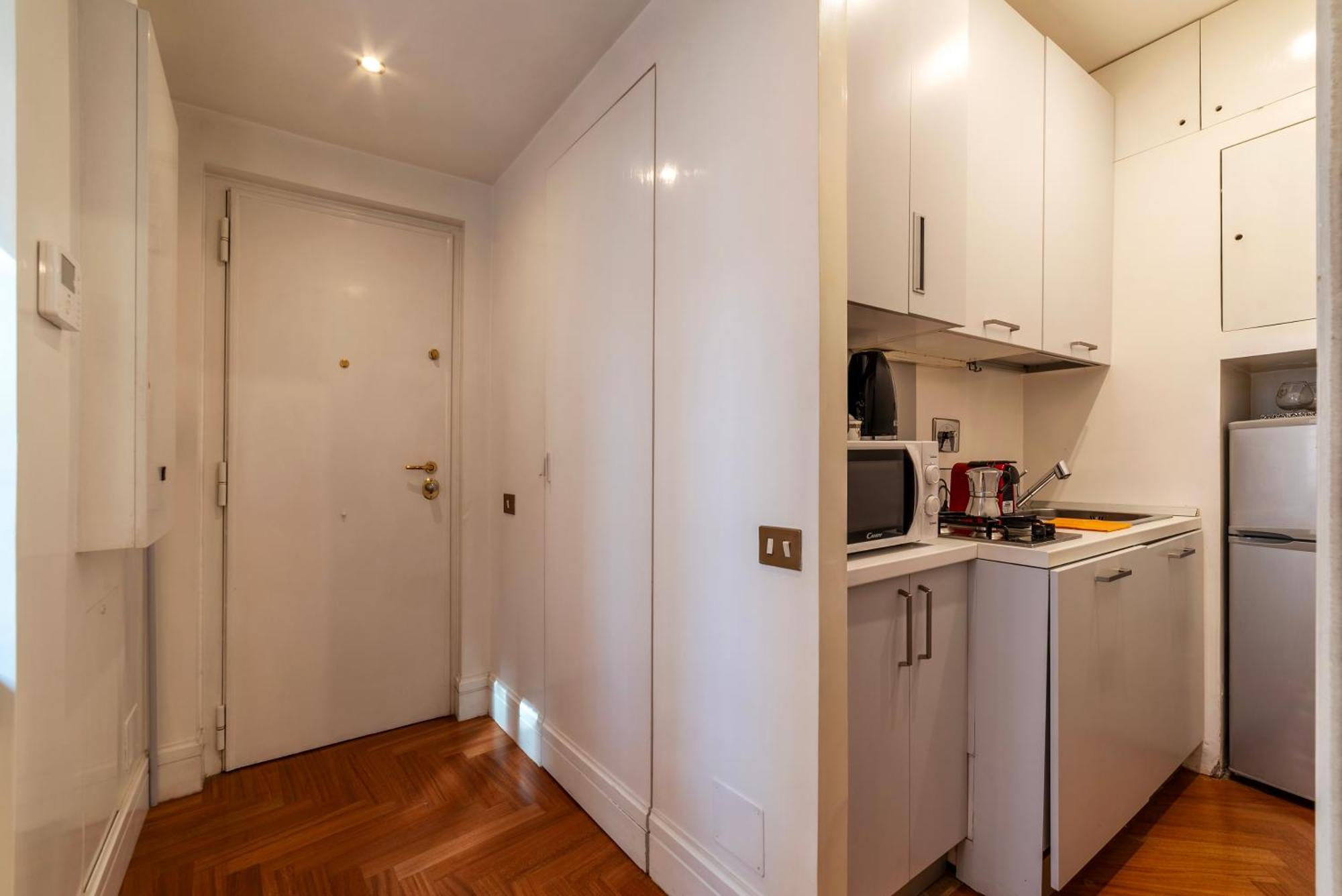 Leilighet Frezza 39b - Fromehometorome Roma