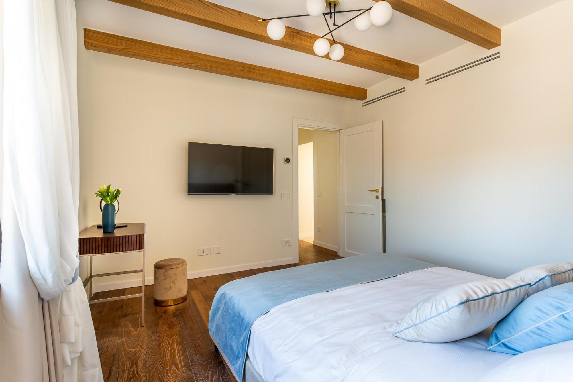 Iflat Luxury Penthouse Near Trevi Fountain * Roma