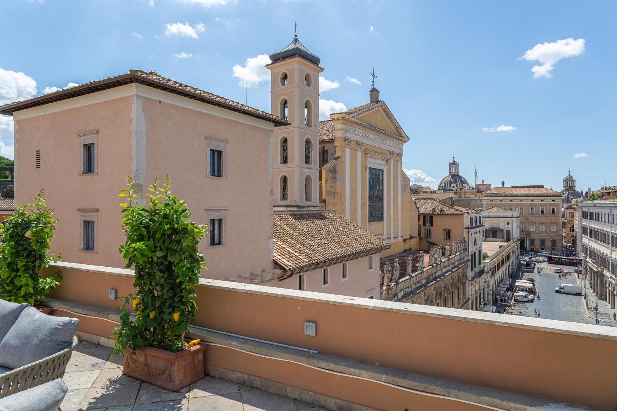 Iflat Luxury Penthouse Near Trevi Fountain * Roma