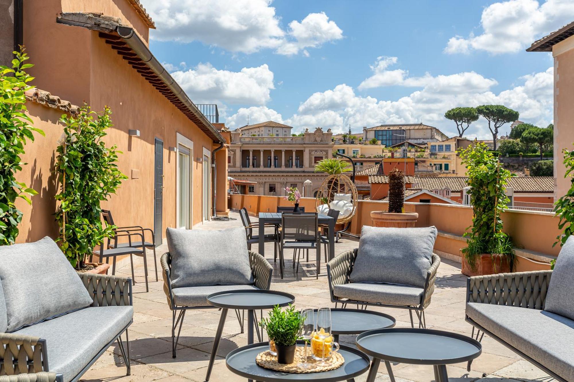 Iflat Luxury Penthouse Near Trevi Fountain * Roma