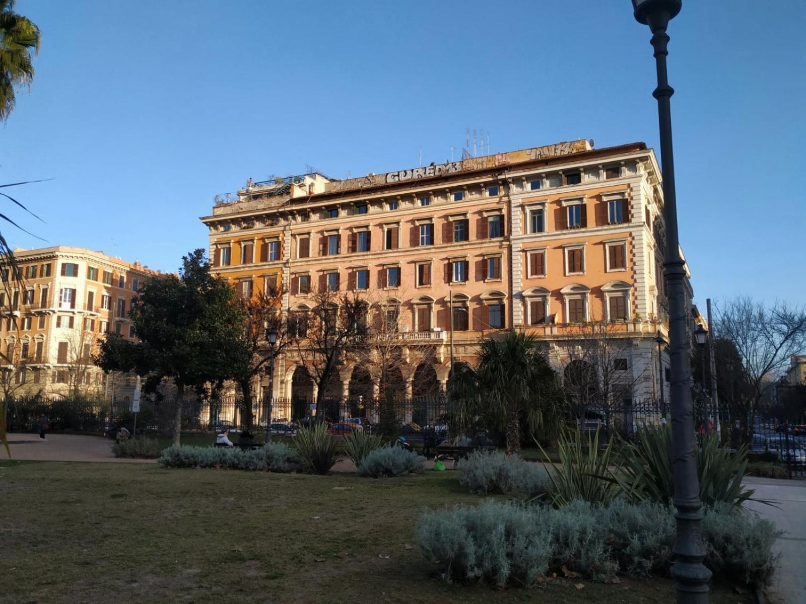 Vittorio Centre Roma