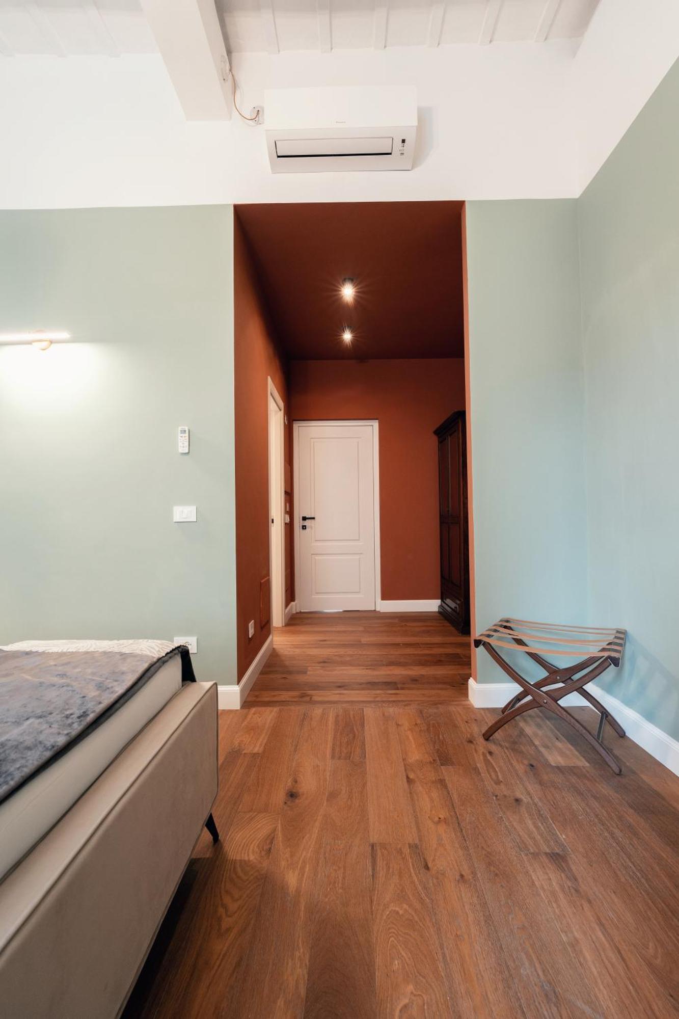 Naman Hotellerie - Monti Pensión Roma
