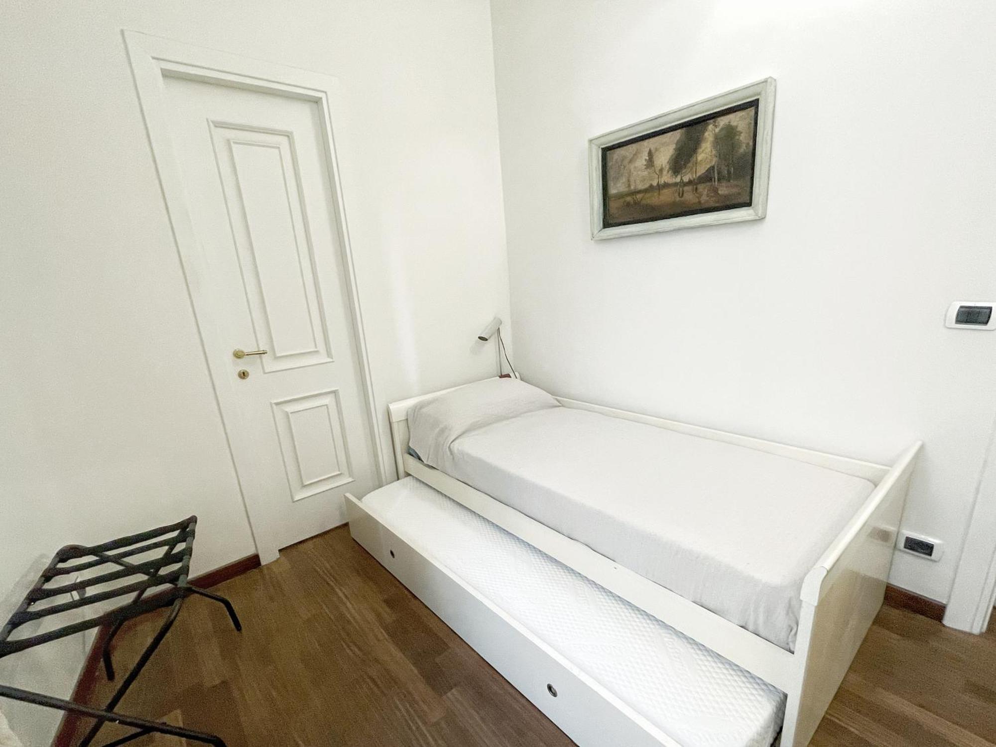 Delux * Roma