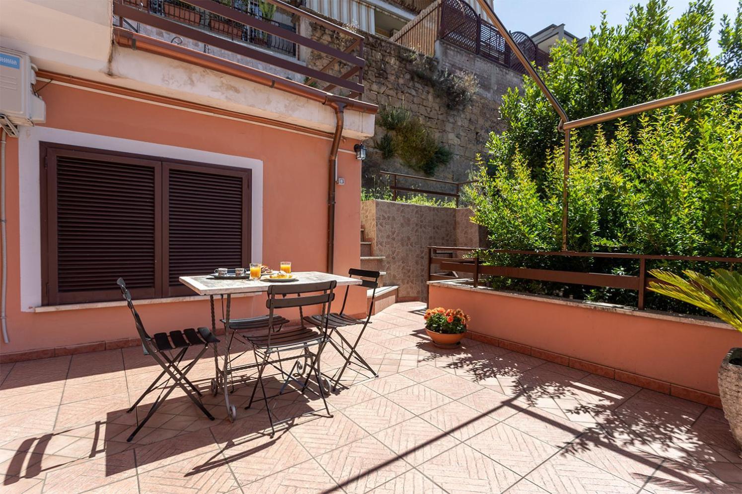 Comodo Loft Vicino La Metro Battistini Con Garage Rome