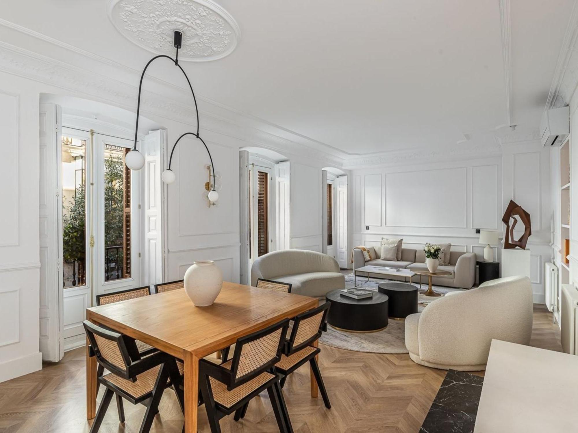 Apartment Exclusive Aristocrat Style *