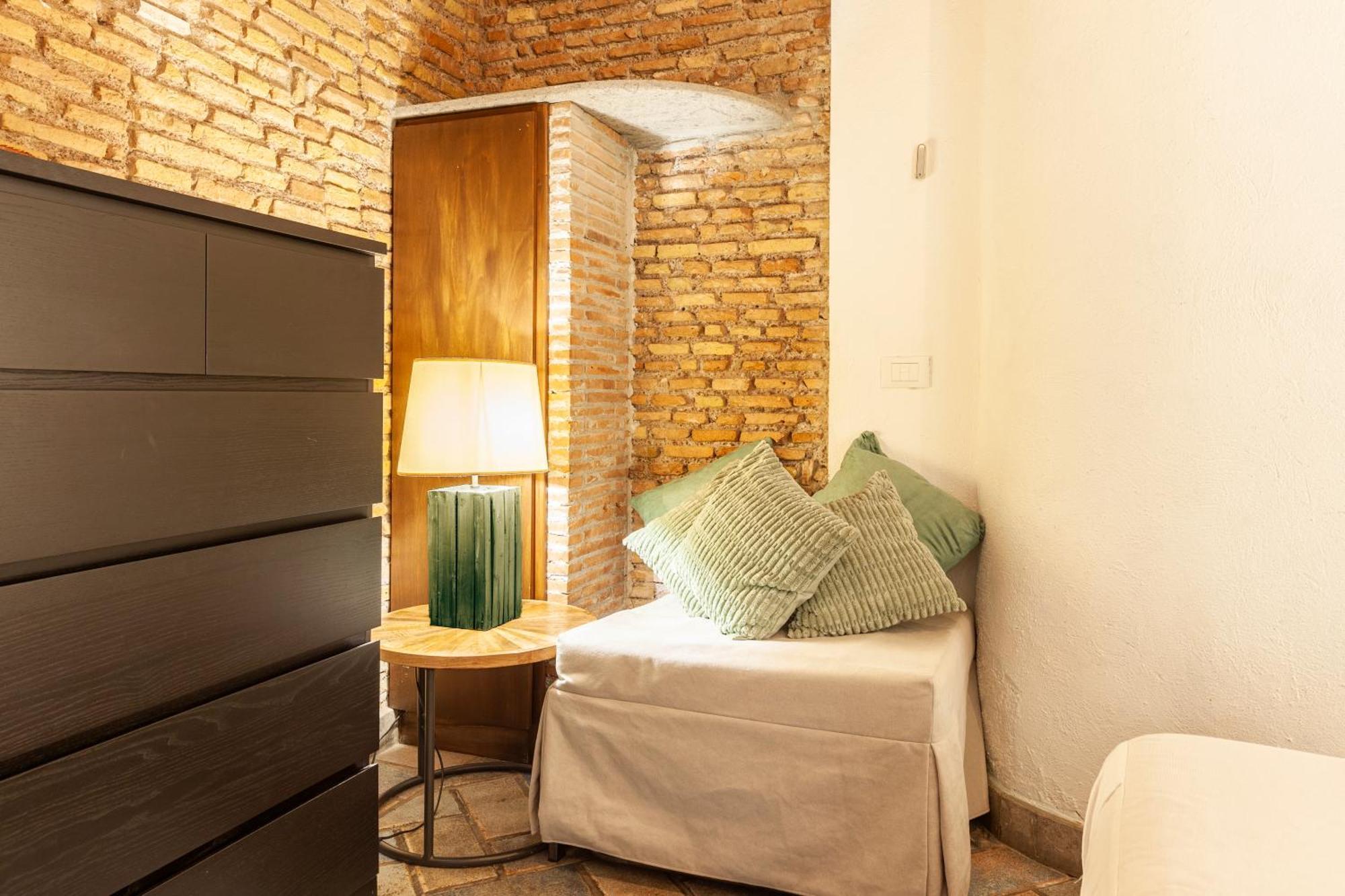Apartamento Campo Dei Fiori Nest *