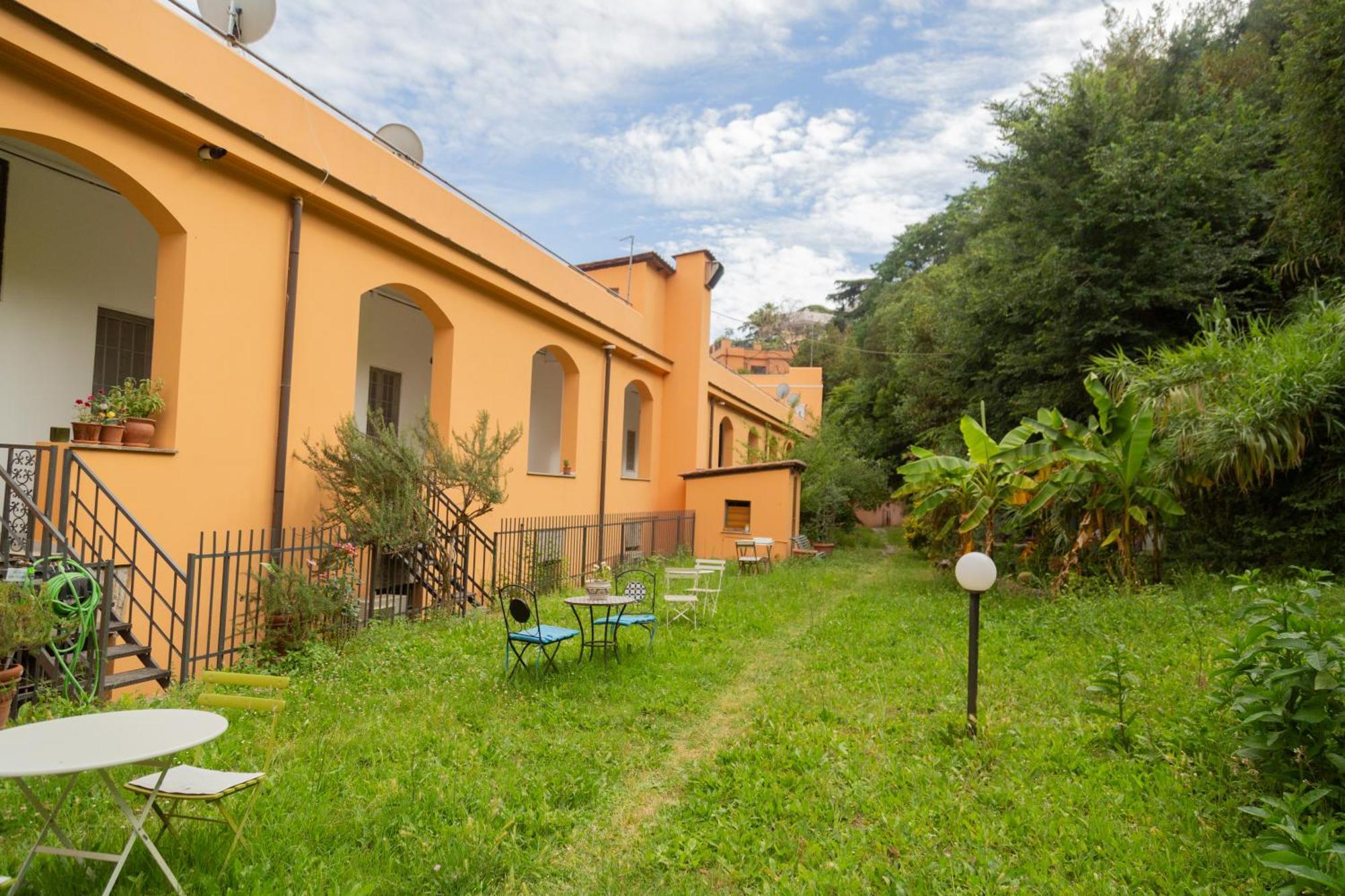 La Casa Di Nonna Peppina A Trastevere Roma