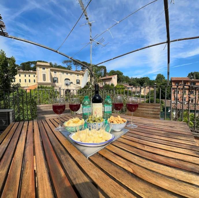Appartamento Nuovo Loft A Trastevere Con Super Terrazzo *