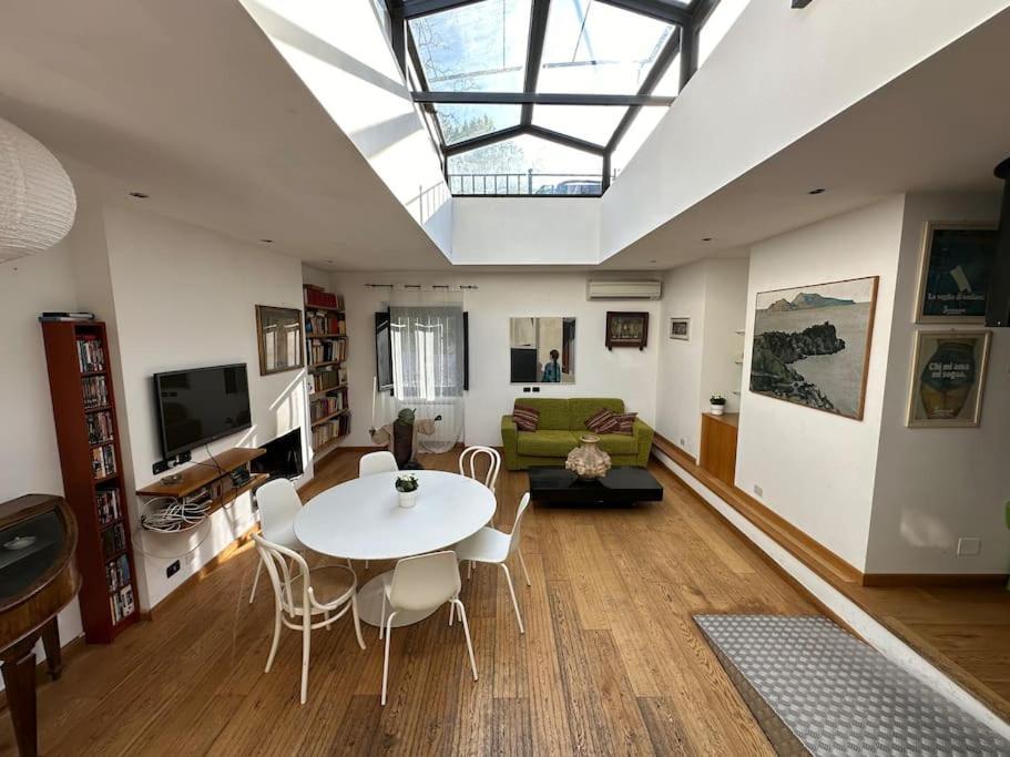 Nuovo Loft A Trastevere Con Super Terrazzo Appartamento