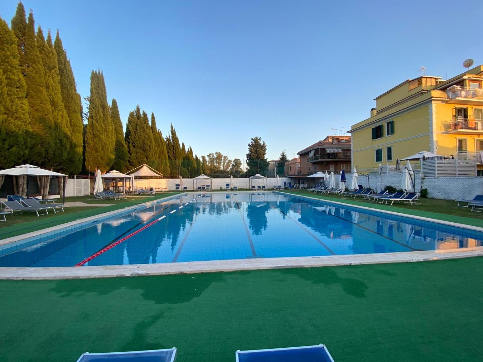 Aurelia Apartahotel