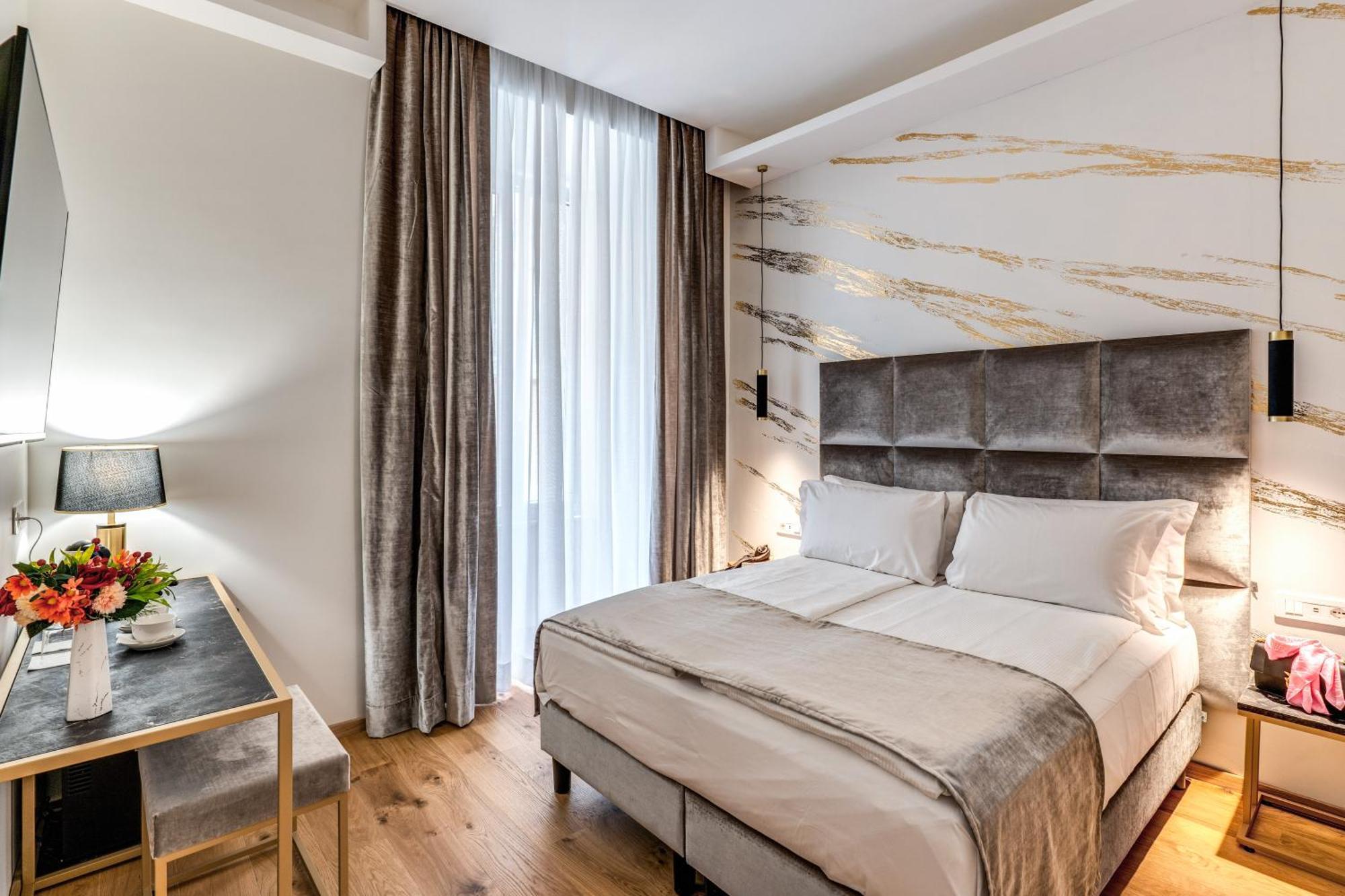 Goldoni 47 3* Rome