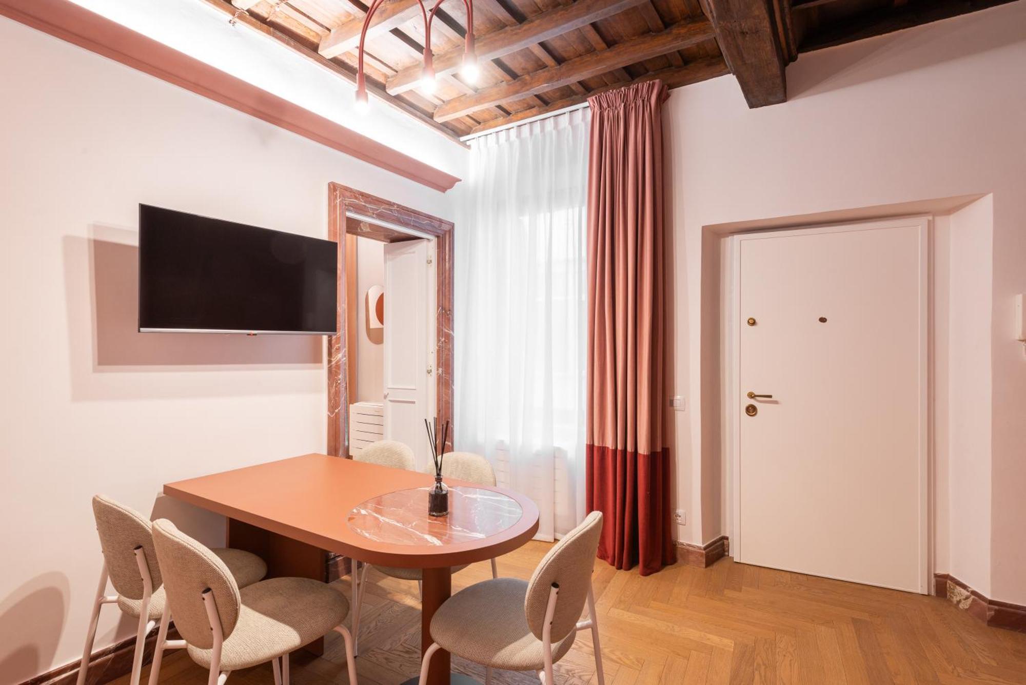 My Trevi & Apartment Rome